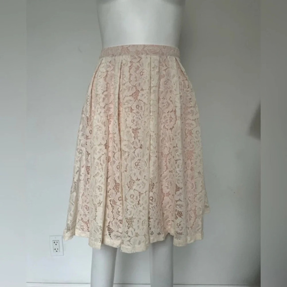 Forever 21 A-line lace midi skirt in Light Orange Peach Size Medium NWOT - Picture 1 of 7